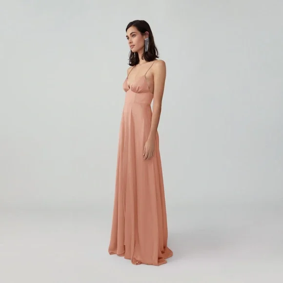 Fame and Partners Strappy Tri Cup Gown - Picture 2 of 9